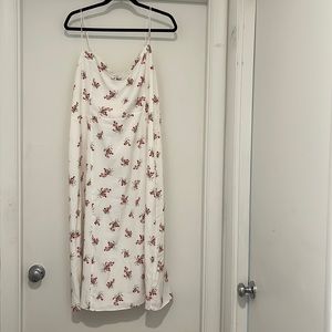 Abercrombie and Fitch MIDI dress worn once. Great condition. Just no longer fits